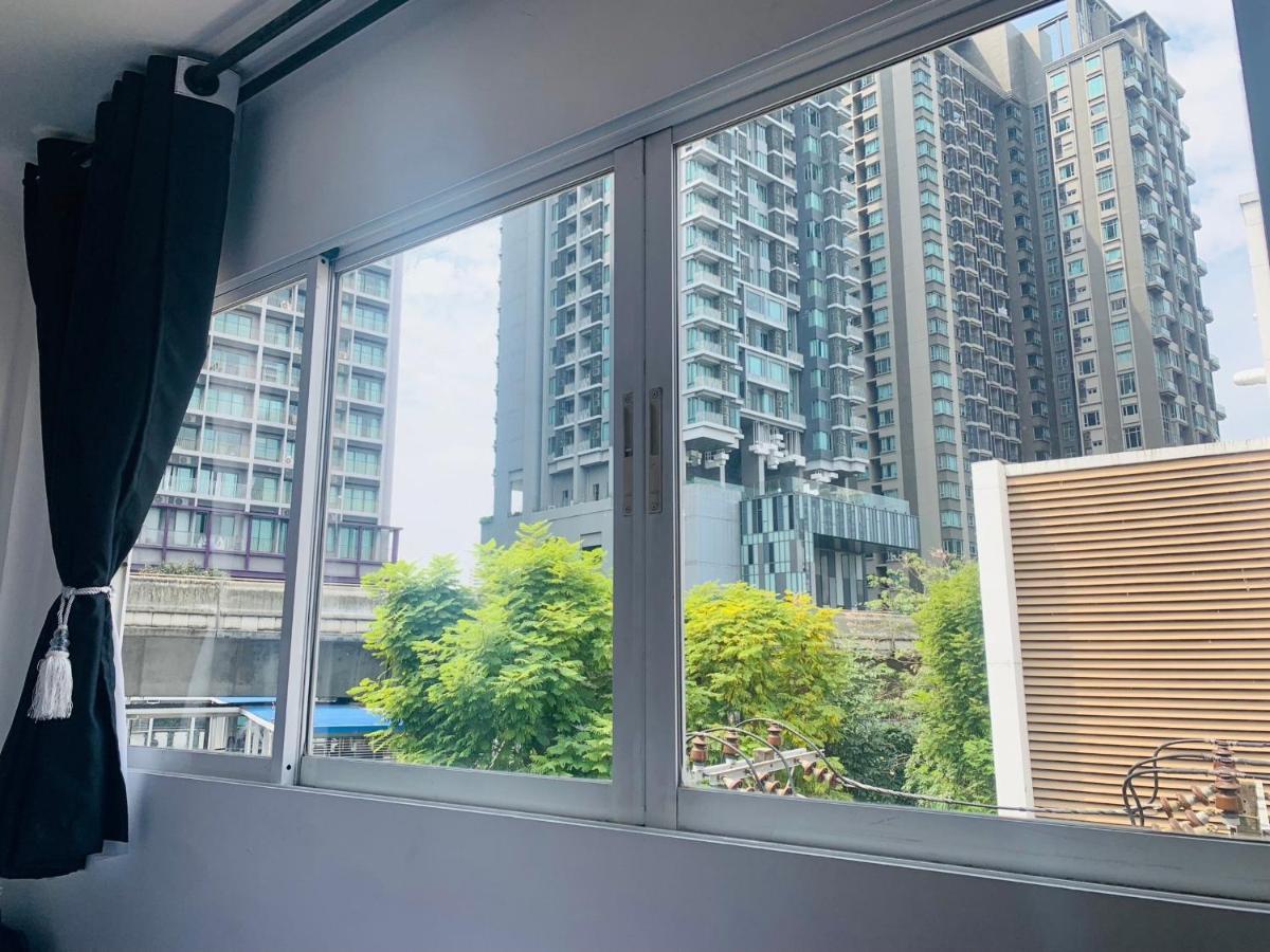 Thonglor Suites Hotel Bangkok Exterior foto